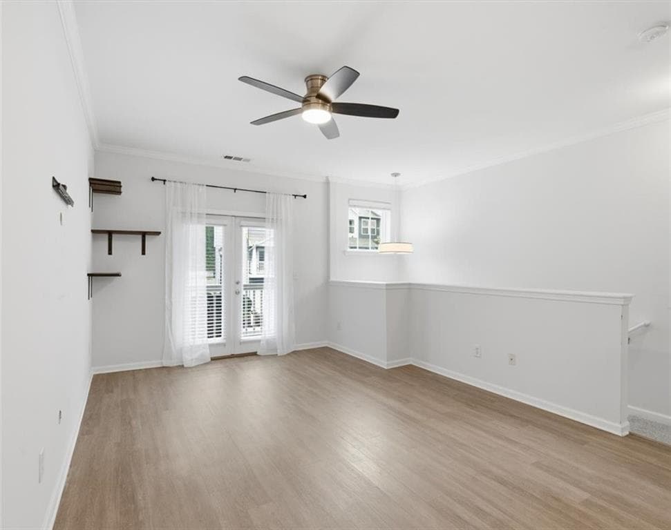 3 bedroom, 4 bathroom, 1,326 sq ft townhouse for sale at 1057 Liberty Parkway, Atlanta, GA 30318 — photo 3