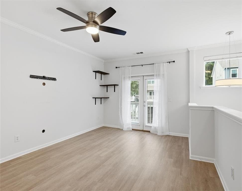 3 bedroom, 4 bathroom, 1,326 sq ft townhouse for sale at 1057 Liberty Parkway, Atlanta, GA 30318 — photo 4