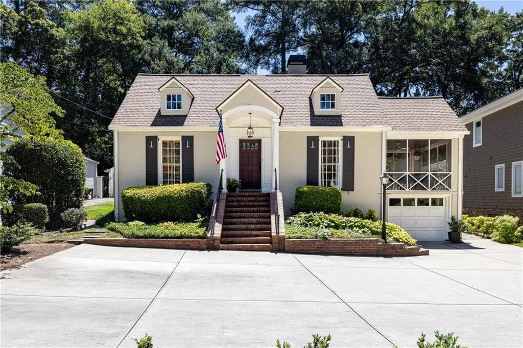 3 bedroom, 3 bathroom, 2,383 sq ft single family residence under contract at 651 E Paces Ferry Road, Atlanta, GA 30305
