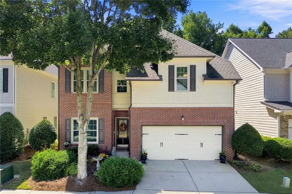 4 bedroom, 4 bathroom, 2,636 sq ft home for sale at 220 Water Oak Place, Milton, GA