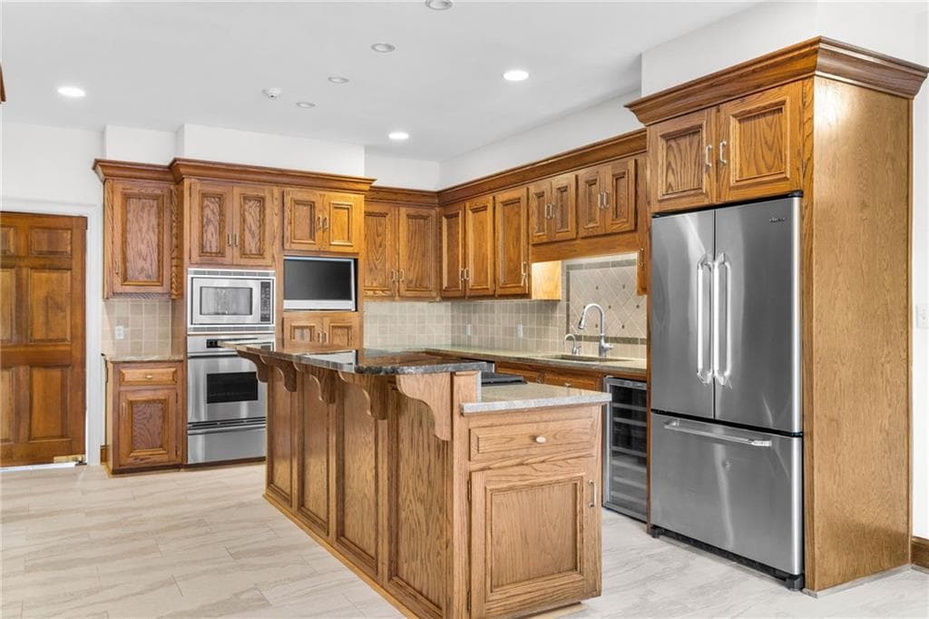 5 bedroom, 5 bathroom, 6,342 sq ft single family residence for sale at 550 Atlanta Country Club Drive, Marietta, GA 30067 — photo 10
