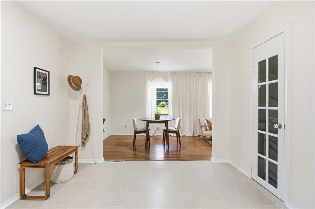 3 bedroom, 3 bathroom, 1,791 sq ft single family residence under contract at 1541 Moncrief Circle, Decatur, GA 30033 — photo 10