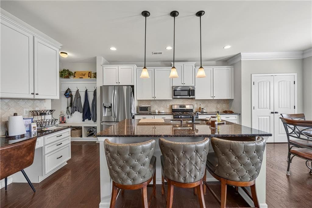 4 bedroom, 3 bathroom, 2,548 sq ft single family residence for sale at 120 Rainhill Station Drive, Dawsonville, GA 30534 — photo 5