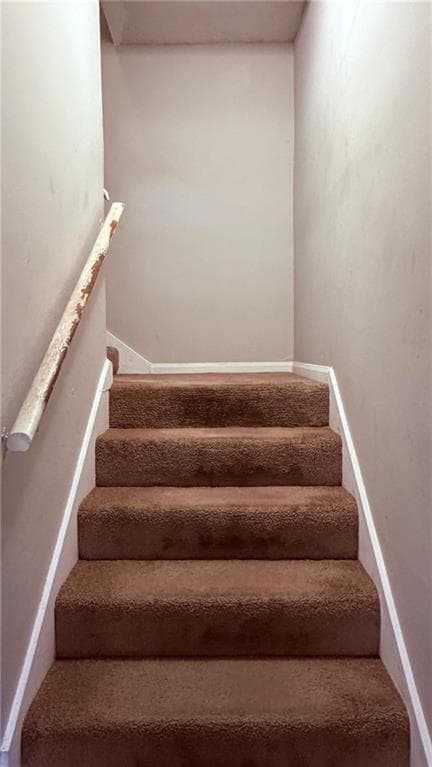 4 bedroom, 3 bathroom, 1,536 sq ft townhouse for sale at 6354 Shannon Parkway # 7 H, Union City, GA 30291 — photo 4