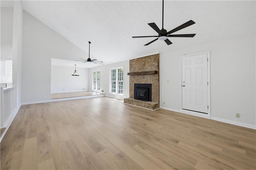 3 bedroom, 2 bathroom, 2,405 sq ft single family residence for sale at 1691 Bentwood Drive, Lilburn, GA 30047 — photo 9