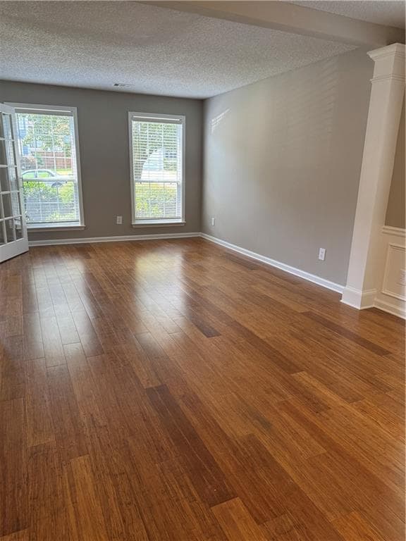 3 bedroom, 3 bathroom, 2,128 sq ft single family residence for rent at 325 Bramford Way, Kennesaw, GA 30144 for $2,400 a month — photo 3