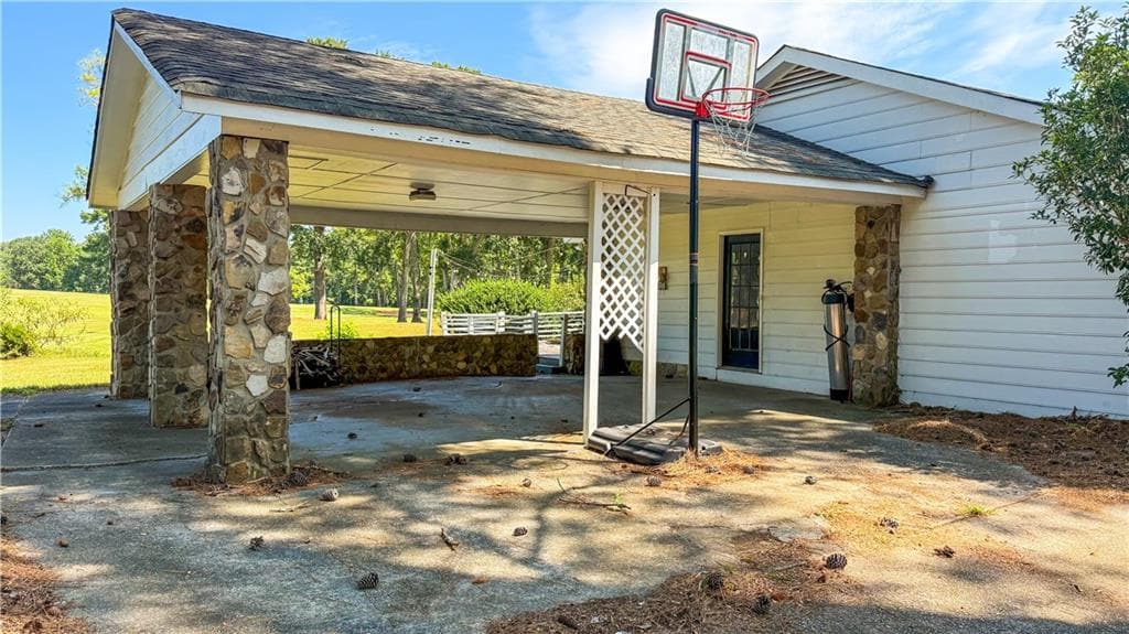 3 bedroom, 3 bathroom, 3,191 sq ft single family residence for sale at 5931 Brassie Ridge Lane, Ellenwood, GA 30294 — photo 5