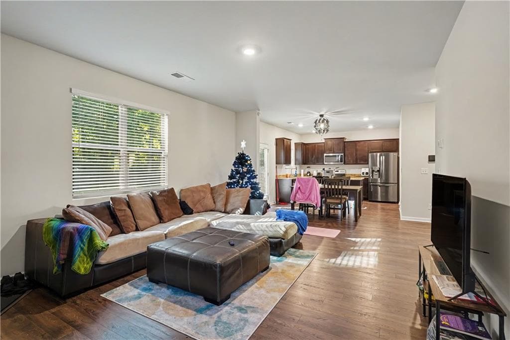 4 bedroom, 3 bathroom, 2,276 sq ft single family residence for sale at 9883 Byrne Drive, Jonesboro, GA 30236 — photo 6