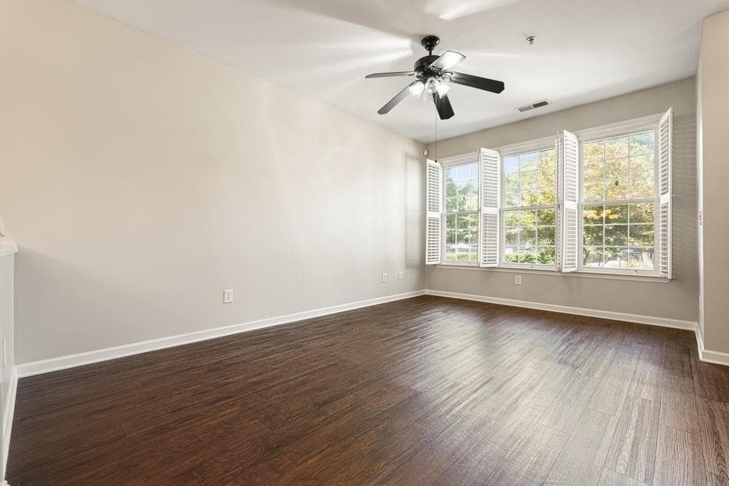 2 bedroom, 2 bathroom, 1,278 sq ft condominium for sale at 222 Riverstone Place, Canton, GA 30114 — photo 7