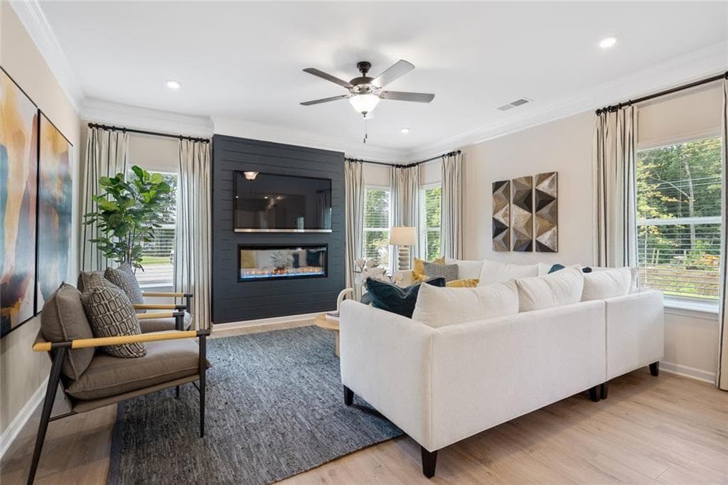 4 bedroom, 3 bathroom, 2,053 sq ft single family residence for sale at 542 Grover Street, Hoschton, GA 30548 — photo 10
