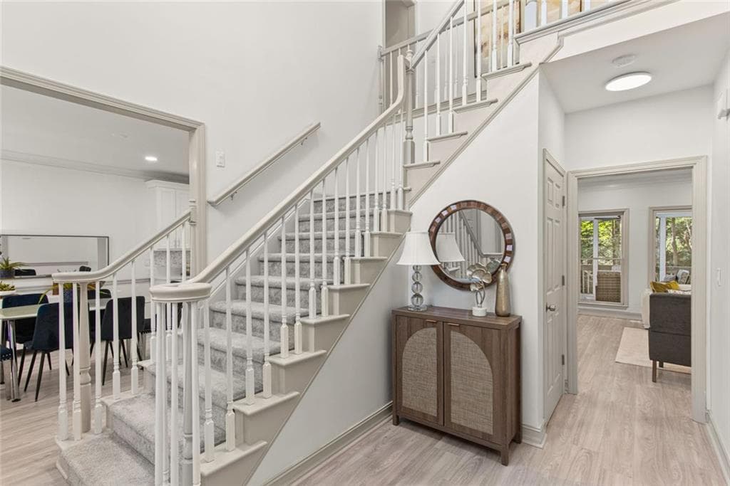 5 bedroom, 4 bathroom, 4,573 sq ft single family residence for sale at 1455 Richards Circle, Alpharetta, GA 30009 — photo 2