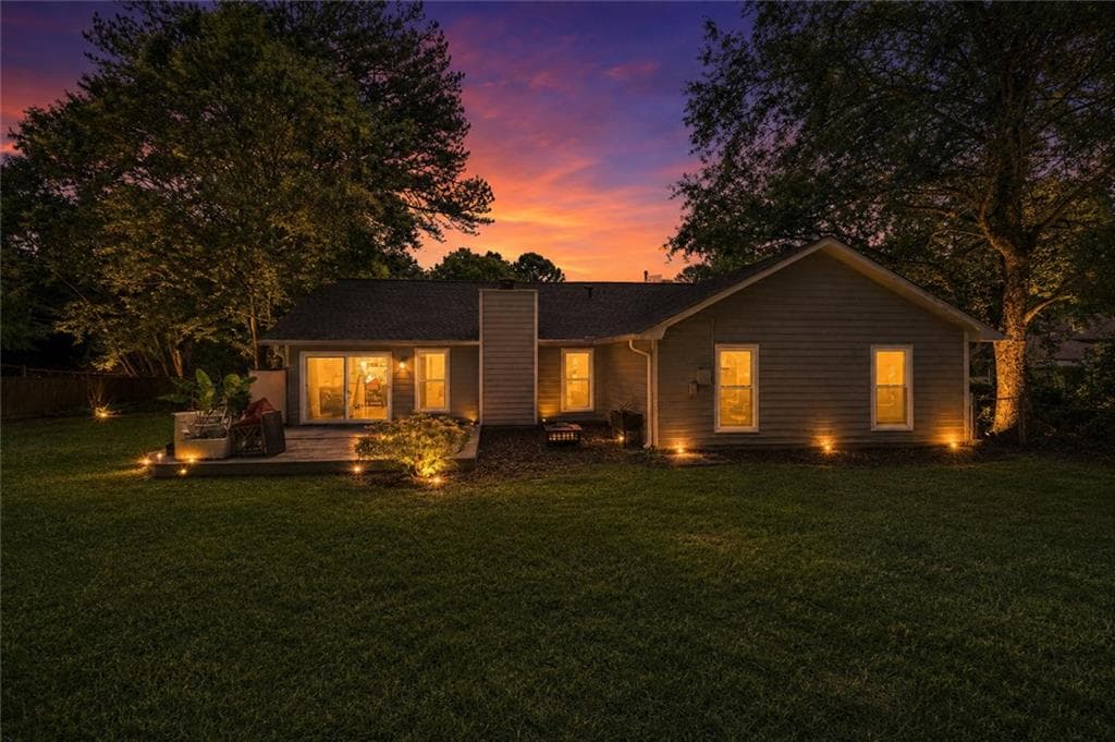 3 bedroom, 2 bathroom, 1,884 sq ft single family residence for sale at 4285 Reef Road, Marietta, GA 30066 — photo 3