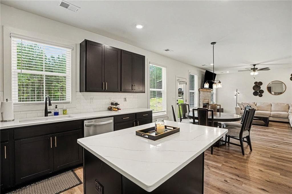 5 bedroom, 3 bathroom, 2,384 sq ft single family residence for sale at 613 Millen Road, Monticello, GA 31064 — photo 9