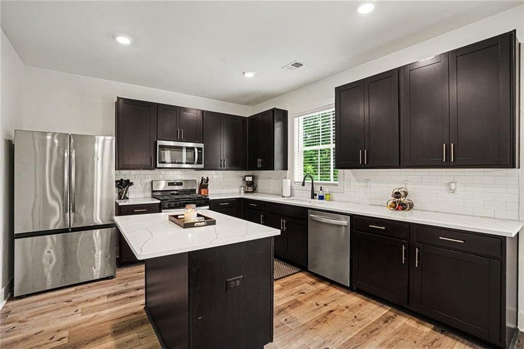 5 bedroom, 3 bathroom, 2,384 sq ft single family residence for sale at 613 Millen Road, Monticello, GA 31064 — photo 10