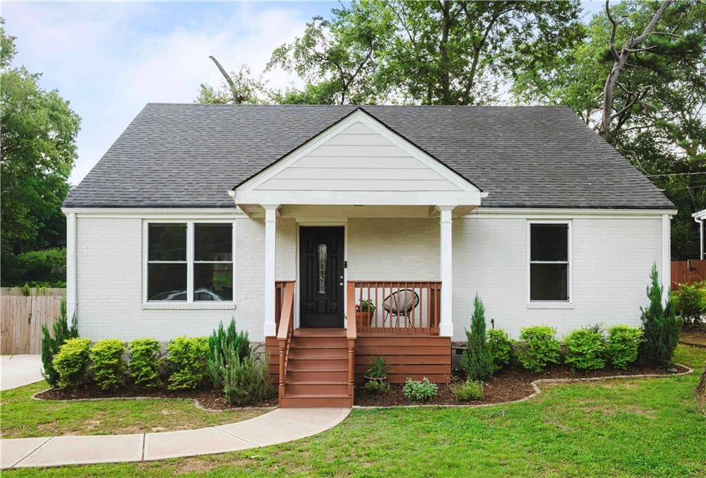 3 bedroom, 2 bathroom, 1,782 sq ft single family residence for sale at 1940 Bonner Street, Decatur, GA 30032