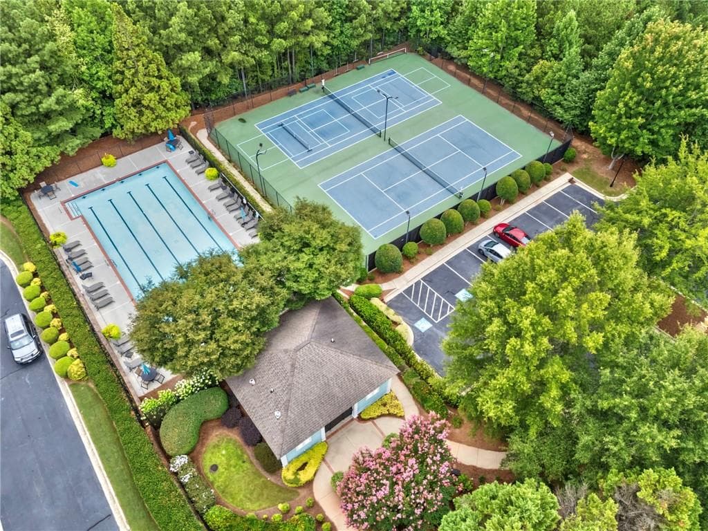 4 bedroom, 5 bathroom, 5,722 sq ft single family residence for sale at 525 Willow Oak Way, Roswell, GA 30076 — photo 10
