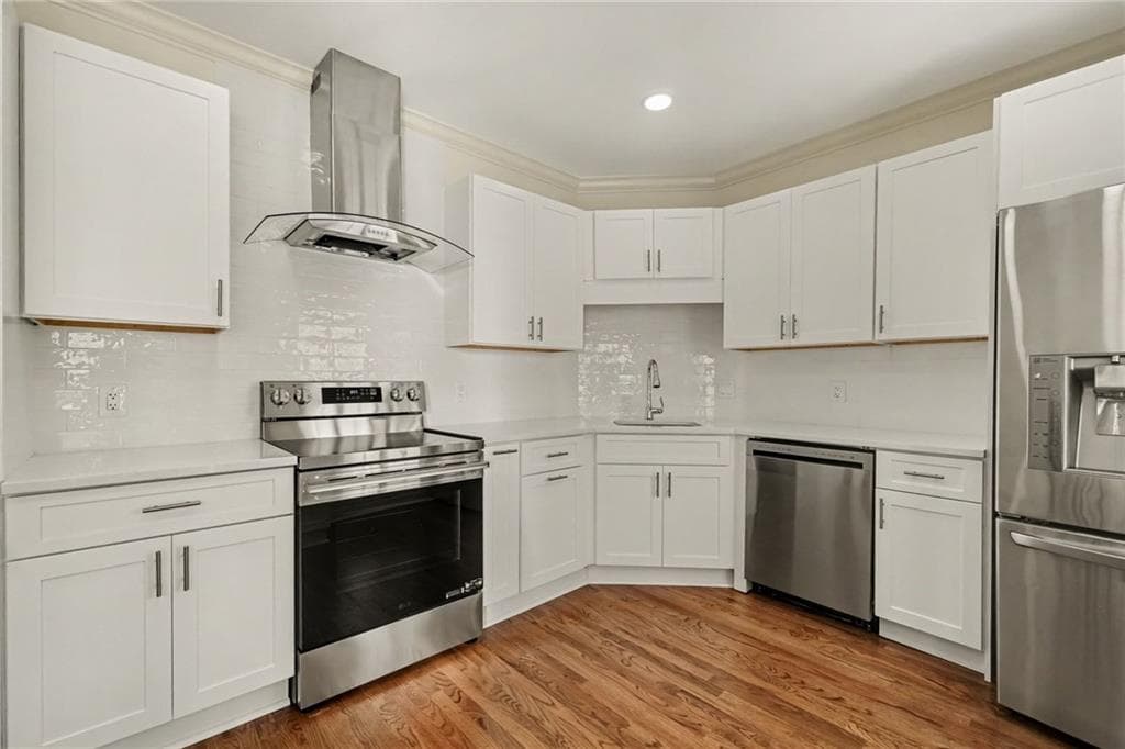 3 bedroom, 4 bathroom, 3,125 sq ft townhouse for sale at 3685 Peachtree Road Northeast 16, Atlanta, GA 30319 — photo 4