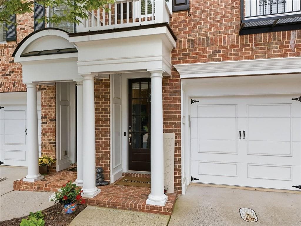 4 bedroom, 4 bathroom, 3,016 sq ft townhouse under contract at 5511 Waters Edge Trail, Roswell, GA 30075 — photo 9