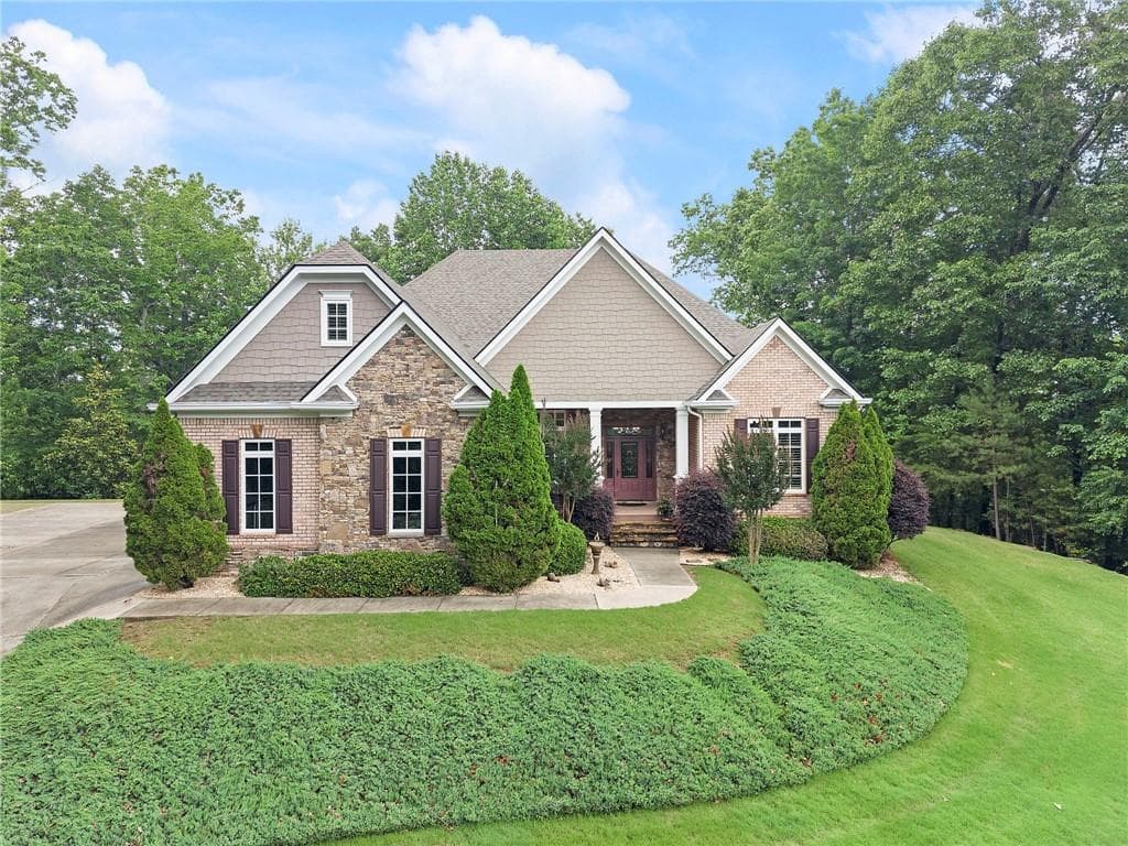 4 bedroom, 4 bathroom, 4,163 sq ft single family residence for sale at 195 Fredericks Cove, Dawsonville, GA 30534 — photo 2