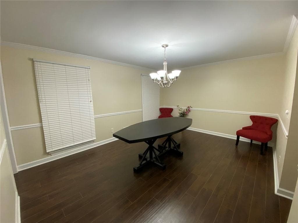 5 bedroom, 3 bathroom, 3,612 sq ft single family residence under contract at 1640 Canberra Drive, Stone Mountain, GA 30088 — photo 10