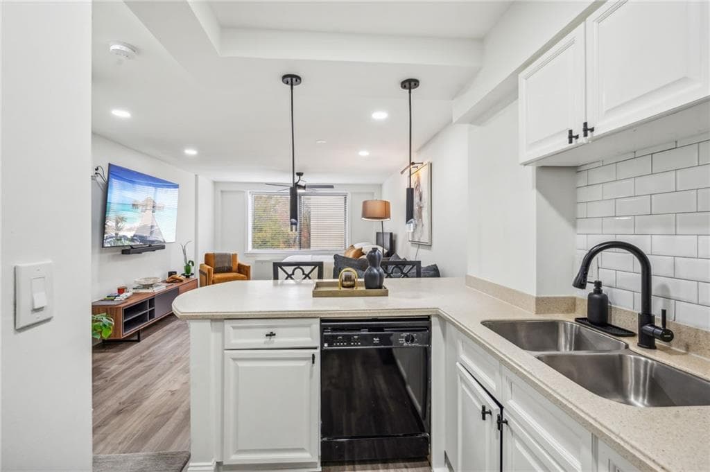 1 bedroom, 1 bathroom, 505 sq ft condominium for rent at 2479 Peachtree Road 612, Atlanta, GA 30305 for $1,600 a month — photo 7