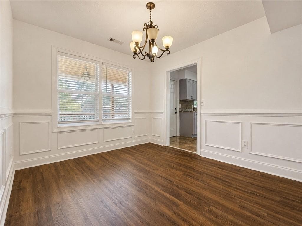 4 bedroom, 3 bathroom, 1,568 sq ft single family residence for sale at 2856 Nuptial Lane, Lawrenceville, GA 30044 — photo 5