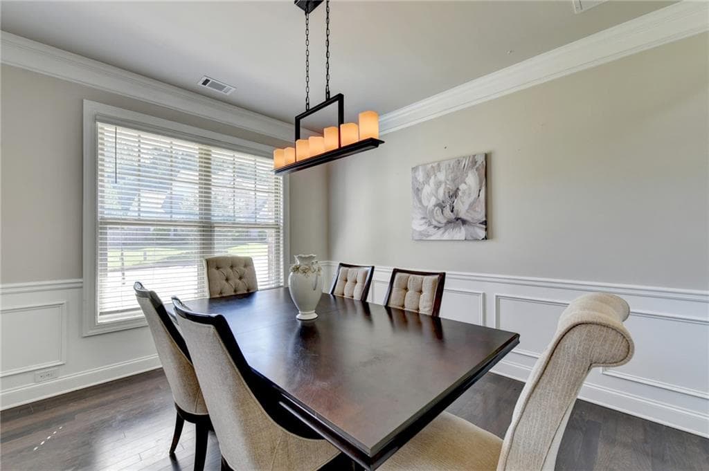 5 bedroom, 4 bathroom, 2,840 sq ft single family residence for sale at 3860 Grandview Manor Drive, Cumming, GA 30028 — photo 4