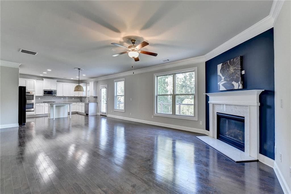 5 bedroom, 4 bathroom, 2,840 sq ft single family residence for sale at 3860 Grandview Manor Drive, Cumming, GA 30028 — photo 9