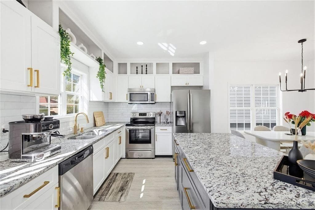 4 bedroom, 4 bathroom, 2,496 sq ft single family residence for sale at 181 South Avenue, Atlanta, GA 30315 — photo 8