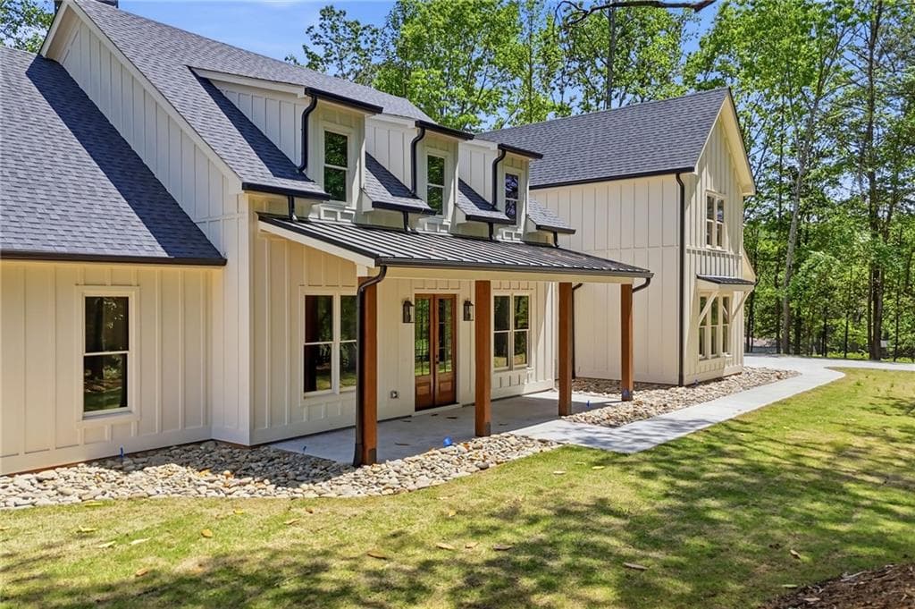 5 bedroom, 6 bathroom, 4,545 sq ft single family residence for sale at 2200 Upper Burris Road, Canton, GA 30114 — photo 6