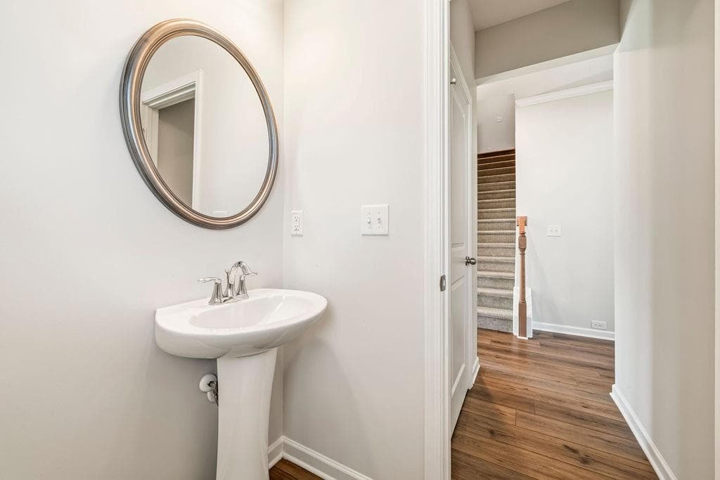 4 bedroom, 3 bathroom, 2,280 sq ft single family residence for sale at 5065 Ivy Cottage Lane, Austell, GA 30106 — photo 10