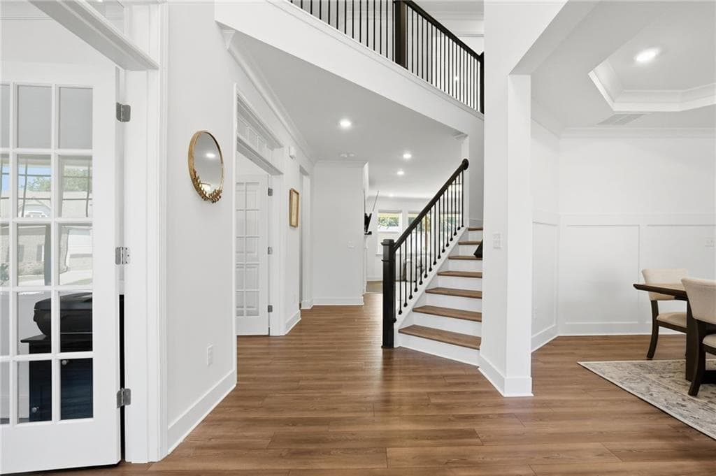 5 bedroom, 4 bathroom, 4,270 sq ft single family residence under contract at 6410 Hawkins Manor Drive, Cumming, GA 30040 — photo 5