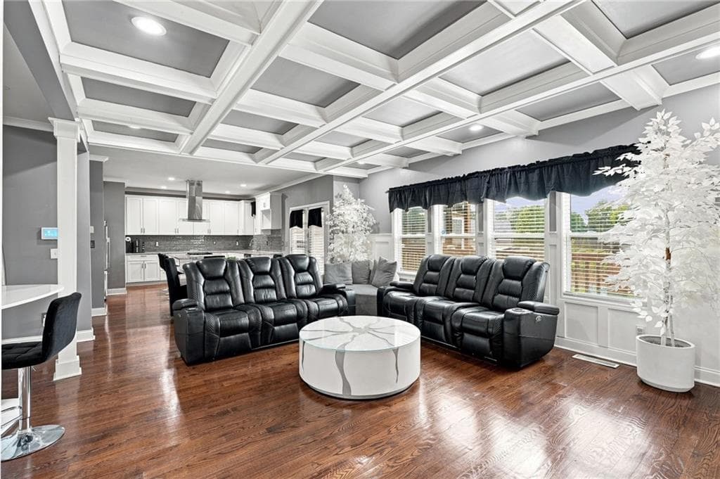 9 bedroom, 7 bathroom, 5,499 sq ft single family residence for sale at 2575 Hamrick Road, Douglasville, GA 30134 — photo 5