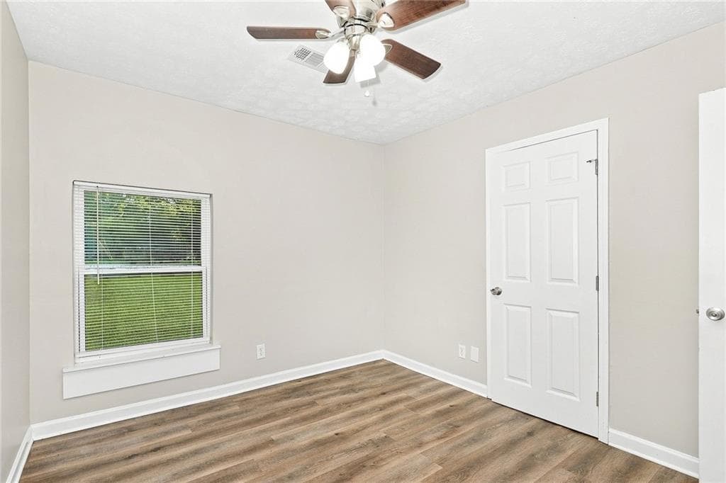 3 bedroom, 2 bathroom, 1,425 sq ft single family residence for rent at 8788 E Bourne Drive, Jonesboro, GA 30238 for $1,515 a month — photo 9