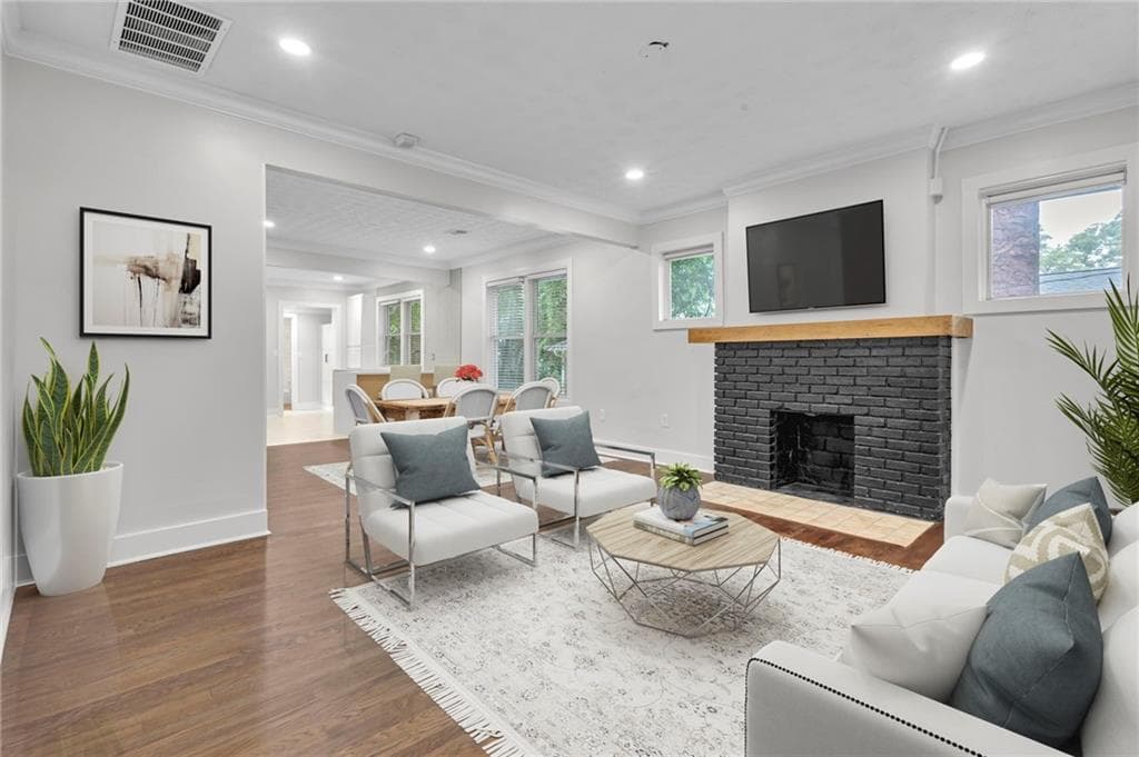 3 bedroom, 2 bathroom, 1,602 sq ft single family residence for sale at 265 Haas Avenue, Atlanta, GA 30316 — photo 4