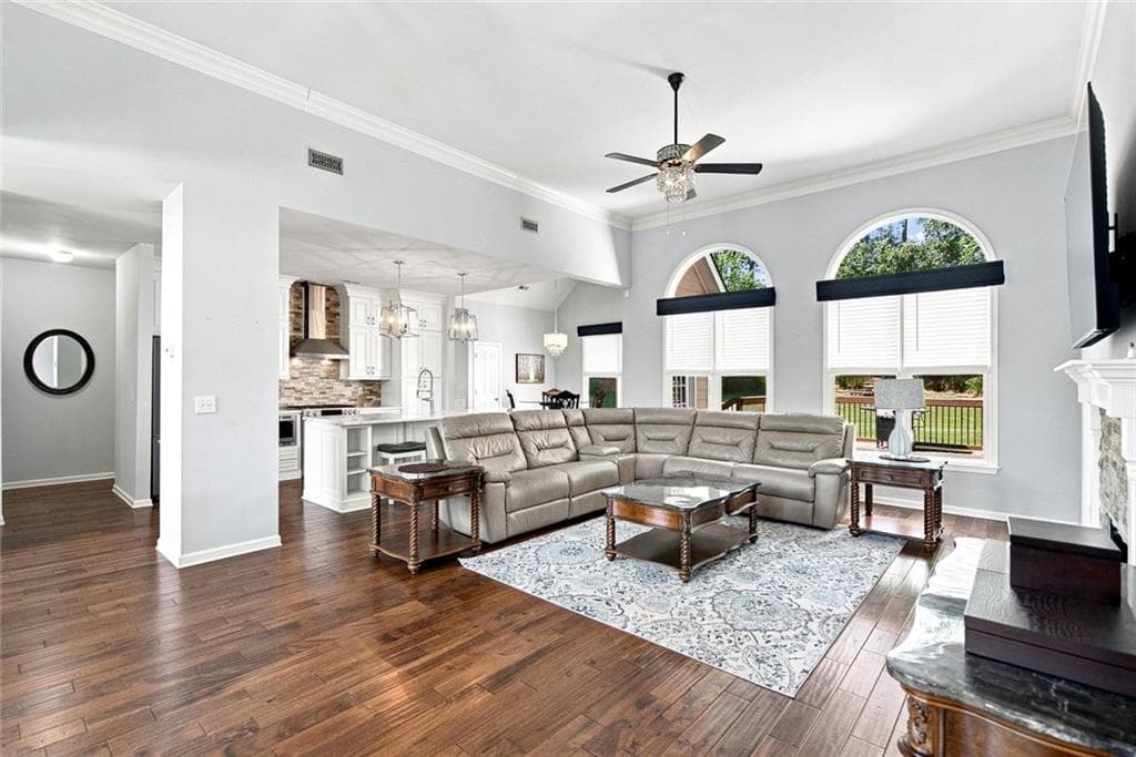 3 bedroom, 2 bathroom, 2,207 sq ft single family residence for sale at 2920 Hearthstone Drive, Cumming, GA 30041 — photo 10