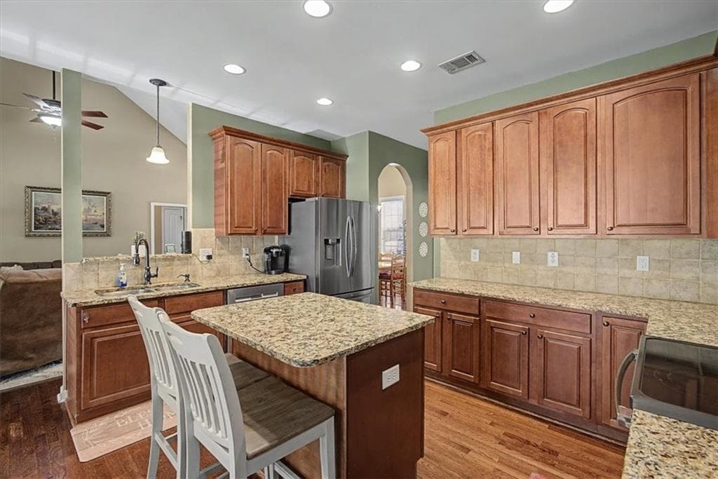 3 bedroom, 3 bathroom, 1,787 sq ft single family residence under contract at 115 Temperence Way, Hiram, GA 30141 — photo 4