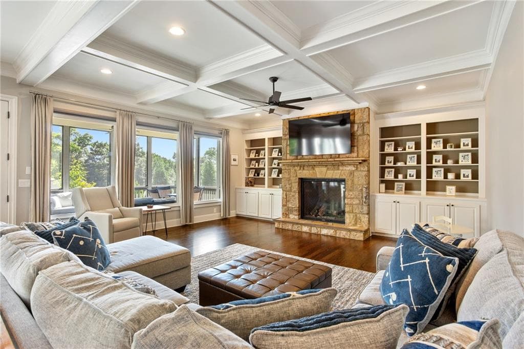 6 bedroom, 7 bathroom, 6,197 sq ft single family residence for sale at 4130 Cougar Point, Marietta, GA 30066 — photo 10