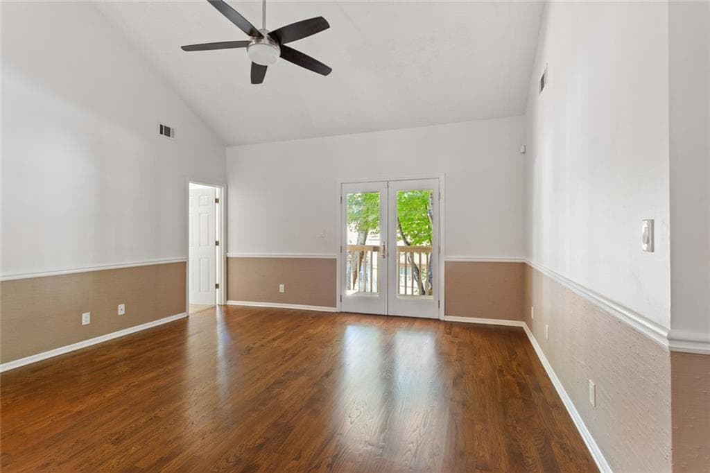 2 bedroom, 2 bathroom, 1,594 sq ft condominium for sale at 208 Bridge Lane, Smyrna, GA 30082 — photo 6