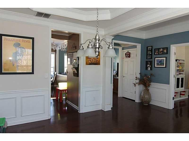 4 bedroom, 3 bathroom, 2,251 sq ft single family residence for rent at 203 Glenwood Drive, Canton, GA 30115 for $2,600 a month — photo 7
