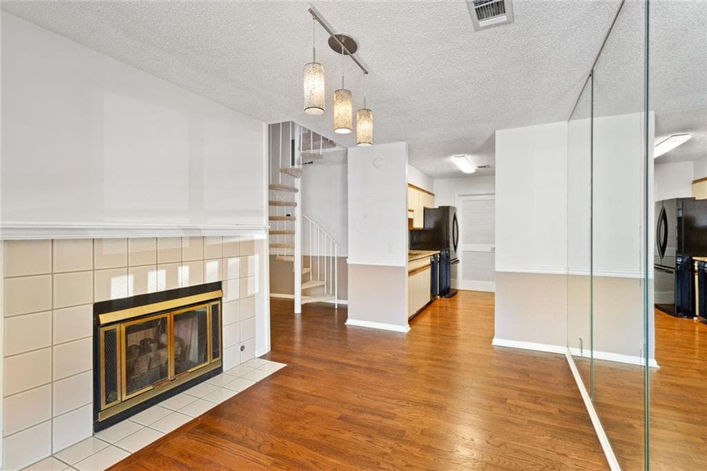 2 bedroom, 2 bathroom, 1,594 sq ft condominium for sale at 208 Bridge Lane, Smyrna, GA 30082 — photo 9