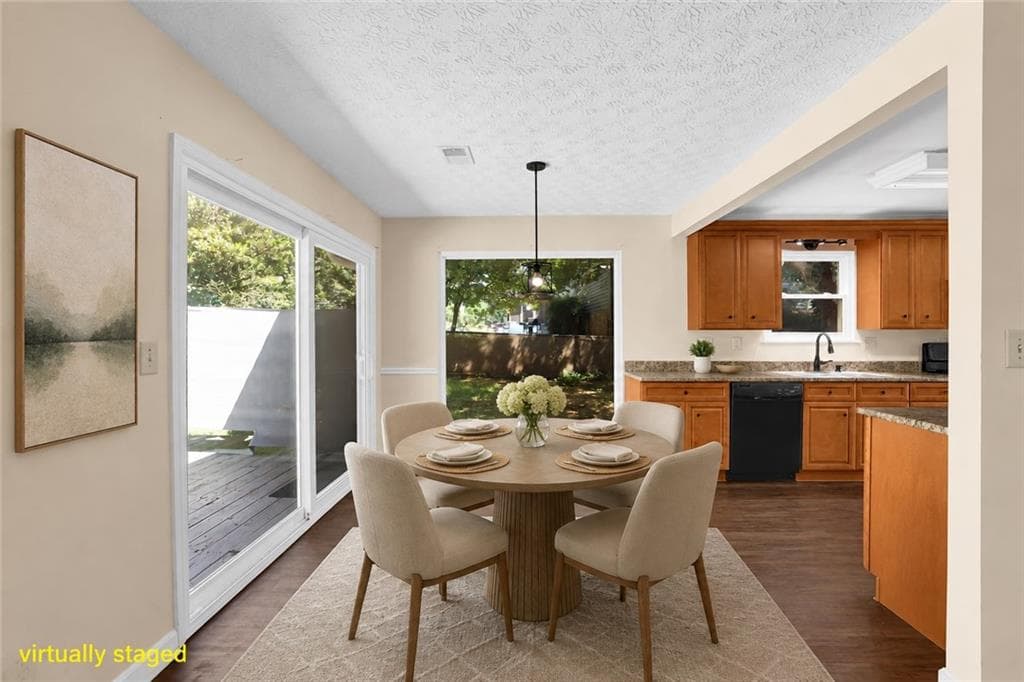 3 bedroom, 2 bathroom, 1,884 sq ft single family residence for sale at 4285 Reef Road, Marietta, GA 30066 — photo 7