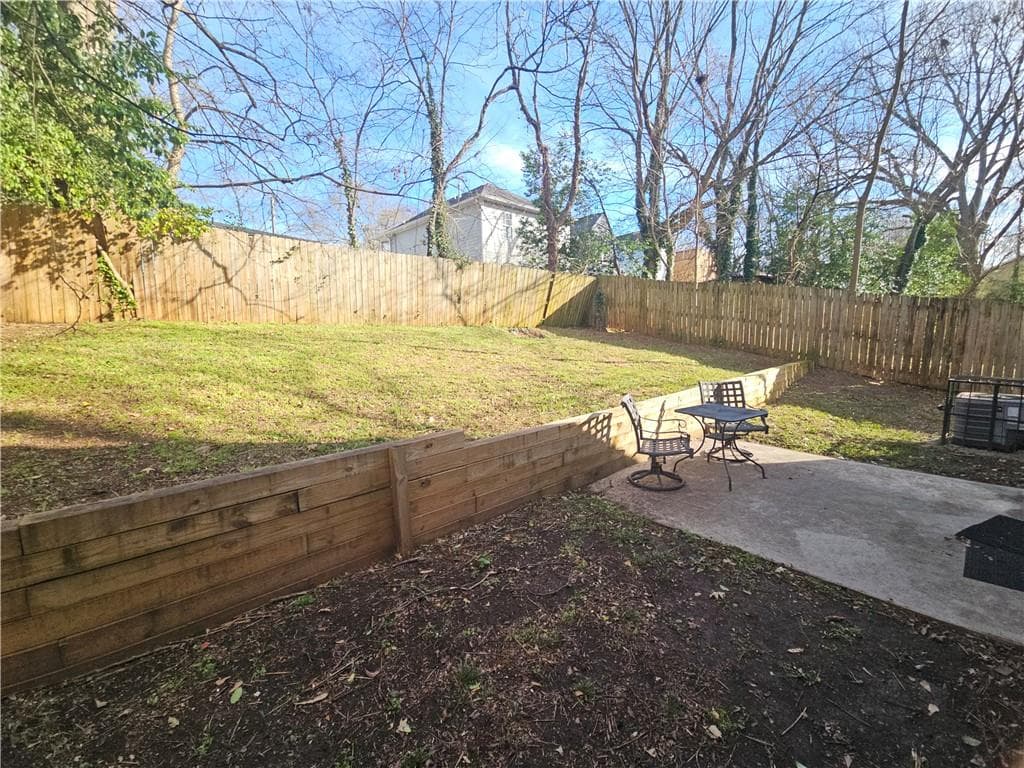 4 bedroom, 2 bathroom, 1,450 sq ft single family residence for sale at 904 Smith Street, Atlanta, GA 30310 — photo 7