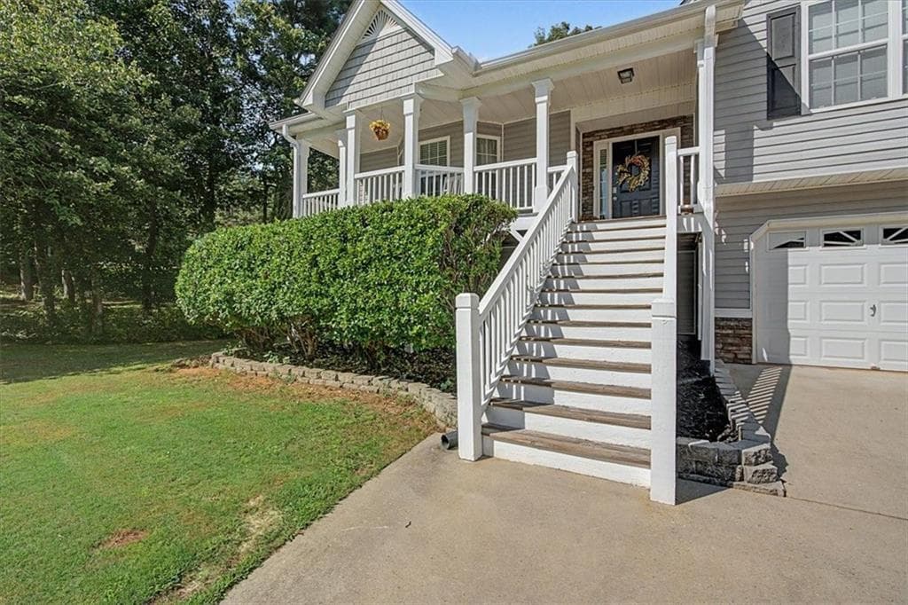 4 bedroom, 2 bathroom, 2,024 sq ft single family residence under contract at 198 Meadow Spring Court, Temple, GA 30179 — photo 6
