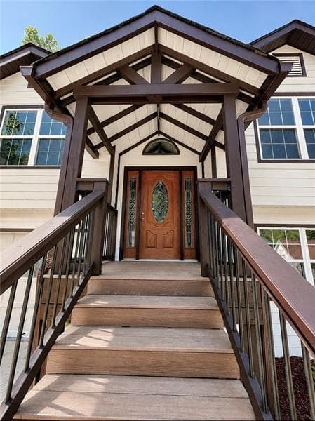 4 bedroom, 2 bathroom, 2,047 sq ft single family residence under contract at 3715 Cress Way Drive, Decatur, GA 30034 — photo 2