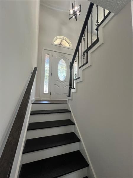 4 bedroom, 2 bathroom, 2,047 sq ft single family residence under contract at 3715 Cress Way Drive, Decatur, GA 30034 — photo 3