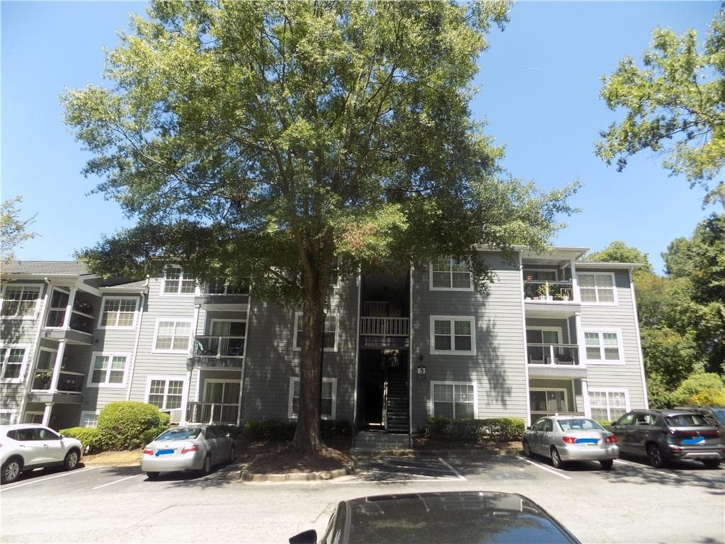 2 bedroom, 2 bathroom, 1,083 sq ft home for sale at 3110 Santa Fe Parkway, Sandy Springs, GA