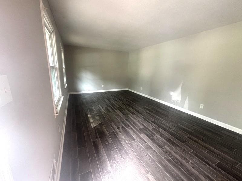 3 bedroom, 2 bathroom, 1,540 sq ft single family residence for sale at 220 Hurst Point, Atlanta, GA 30349 — photo 3