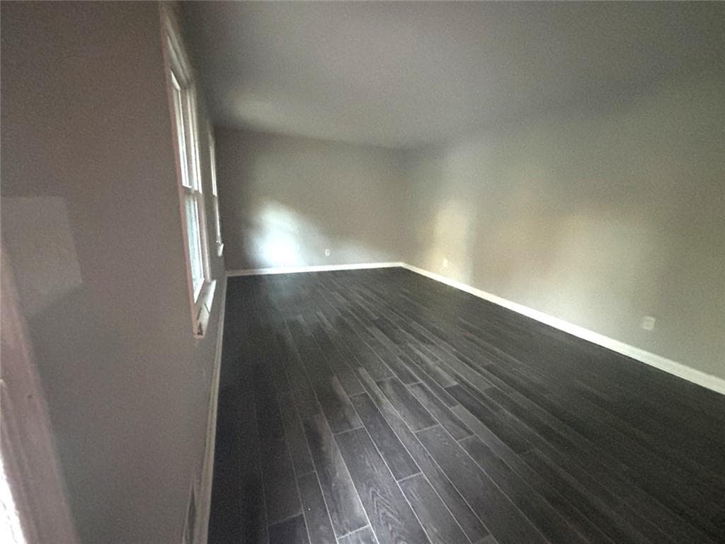 3 bedroom, 2 bathroom, 1,540 sq ft single family residence for sale at 220 Hurst Point, Atlanta, GA 30349 — photo 9
