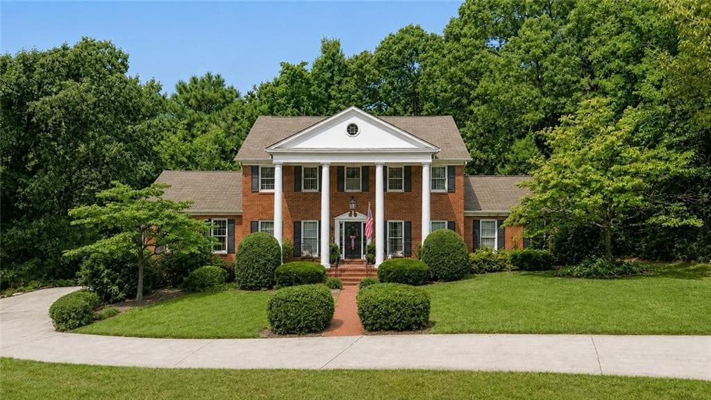 5 bedroom, 4 bathroom, 3,639 sq ft single family residence for sale at 36 Saddle Mountain Road, Rome, GA 30161